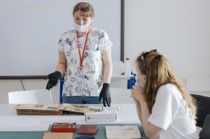 Второй мастер-класс по хранению и реставрации домашних архивов