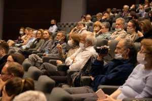 Показ фильма о священнике Георгии Эдельштейне