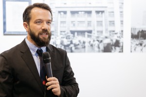 Олег Лутохин. Открытие выставки «Площадь свободной России»