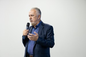 Лекция Евгения Савостьянова в Ельцин Центре