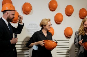 «МЖК-1980»: новые выставки в Ельцин Центре