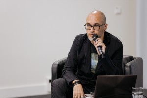 Лекция Вадима Эпштейна «История и память в эпоху нейросетей и новых медиа»