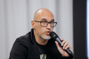 Лекция Вадима Эпштейна «История и память в эпоху нейросетей и новых медиа»