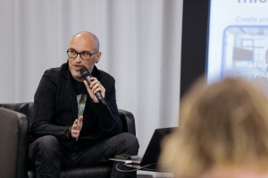 Лекция Вадима Эпштейна «История и память в эпоху нейросетей и новых медиа»