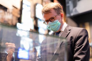 Посол Финляндии в России Антти Хелантеря в Музее Ельцина