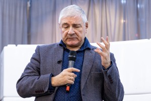 Лекция Александра Филиппова «Спиноза, Руссо и учредительная власть»