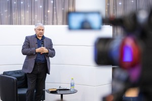 Лекция Александра Филиппова «Спиноза, Руссо и учредительная власть»