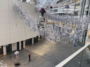 Демонтаж новогоднего декора