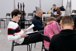 Репетиция пьесы «Книга кодов и прохождений» Дамира Ханифуллина