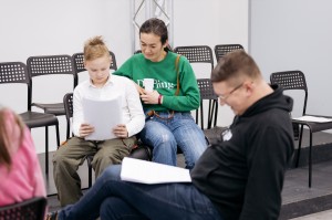 Репетиция пьесы «Книга кодов и прохождений» Дамира Ханифуллина