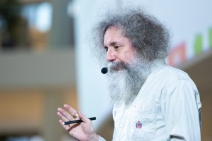 Лекция доктора биологических наук Михаила Гельфанда в Ельцин Центре