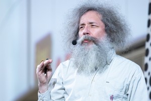 Лекция доктора биологических наук Михаила Гельфанда в Ельцин Центре