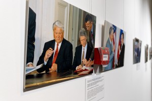 Выставка Дмитрия Донского «Что за кадром?» 2022