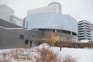 Фасад Ельцин Центра. 3 апреля 2022