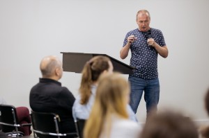 Лекция профессора Михаила Лебедева: нейроинтерфейсы на службе людям