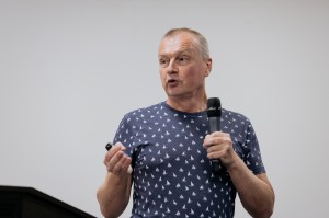 Лекция профессора Михаила Лебедева: нейроинтерфейсы на службе людям