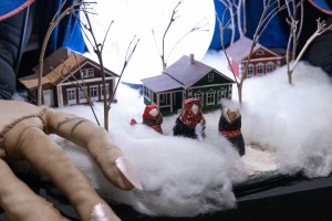 Выставка Алисы Горшениной «Пугало стояло в центре вспаханного поля»