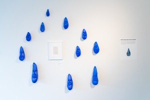 Выставка Алисы Горшениной «Пугало стояло в центре вспаханного поля»