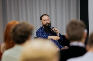 Вячеслав Печняк. «Люди в чёрном?» Костюм уральских старообрядцев в реалиях и стереотипах