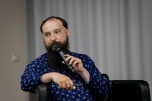 Вячеслав Печняк. «Люди в чёрном?» Костюм уральских старообрядцев в реалиях и стереотипах