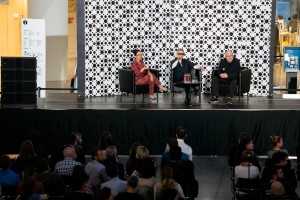 В Ельцин Центре представили современные путеводители по Уралу