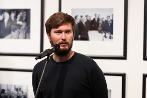 Выставка фотографий Александра Устинова