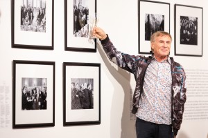 Выставка фотографий Александра Устинова