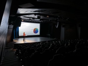 Лекция преподавателя Сколтеха, кандидата биологических наук Елены Храмеевой