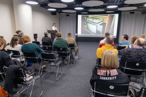 Василий Степанов. Лекция «1990-е: из кинозала в видеосалон. Кто уменьшил экран?»