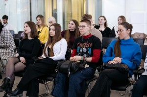 8 марта в Ельцин Центре. Поэтический марафон «Все они как одна непохожи»