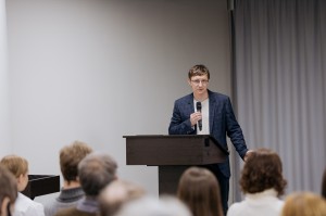 Леонтий Ланник. Под знаком полугегемонии