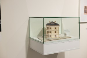 Открытие выставки «В спорах рождается город»