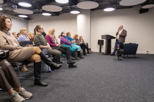 Лекция Камиля Бахтиярова «Женщина в большом городе»