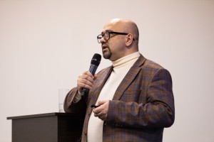 Лекция Камиля Бахтиярова «Женщина в большом городе»