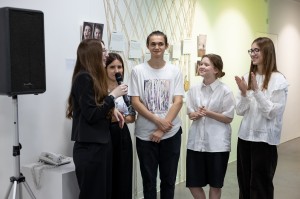 «На связи!»: от наскальной живописи до мессенджеров