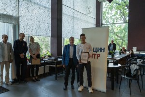 Вручение сертификатов о стипендиях лучшим молодым теннисистам России