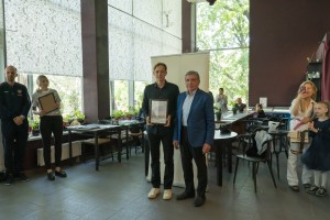 Вручение сертификатов о стипендиях лучшим молодым теннисистам России