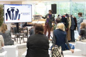 Ночь музеев 2023 в Ельцин Центре. Павел и Евгения Ананьины – коллекционеры и создатели копий исторических костюмов XVIII–XIX веков