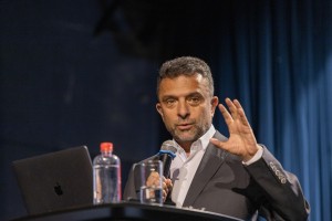 Лекция Александра Архангельского «1991. 1993. 1996. 1999. Как напишем, так и было?»