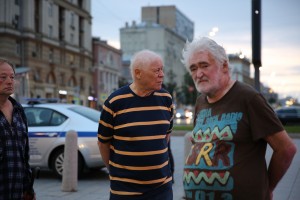 Встреча у стелы защитникам от ГКЧП