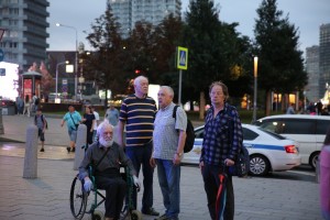 Встреча у стелы защитникам от ГКЧП