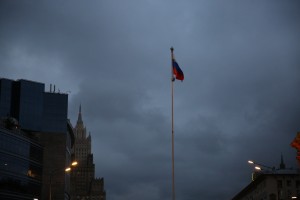 Встреча у стелы защитникам от ГКЧП
