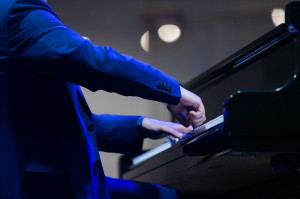 Пианист Арсений Мерзлов