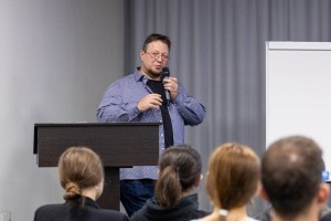 «Мозги, да и только»: лекция сотрудника Сколтеха, кандидата физико-математических наук Николая Кошева