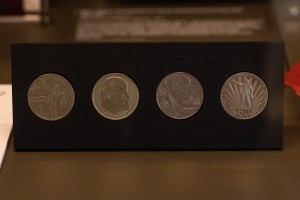 Кураторская экскурсия по выставке «Эволюция рубля»