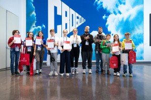 Награждение победителей хакатона «Технологическое искусство» в Ельцин Центре