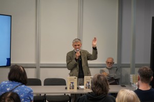 Non/fiction. Презентация двухтомника Джона Боулта «Бегство форм: русское искусство начала ХХ века»