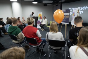 Экскурсия-променад «Ельцин Центр в лицах»