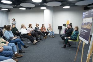 Экскурсия-променад «Ельцин Центр в лицах»