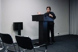 Лекция Татьяны Кругловой о «нечеловеческом» в искусстве «оттепели»